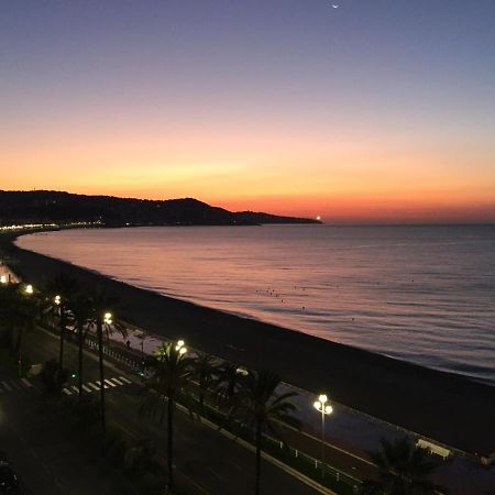 Appartement Front De Mer - Promenade Des Anglais นีซ ภายนอก รูปภาพ